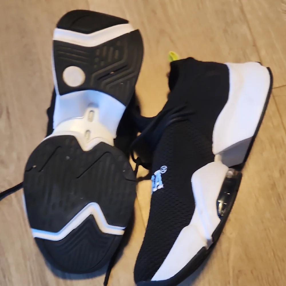 Zumba Fitness Black Athletic Shoes - Picture 3 of 7